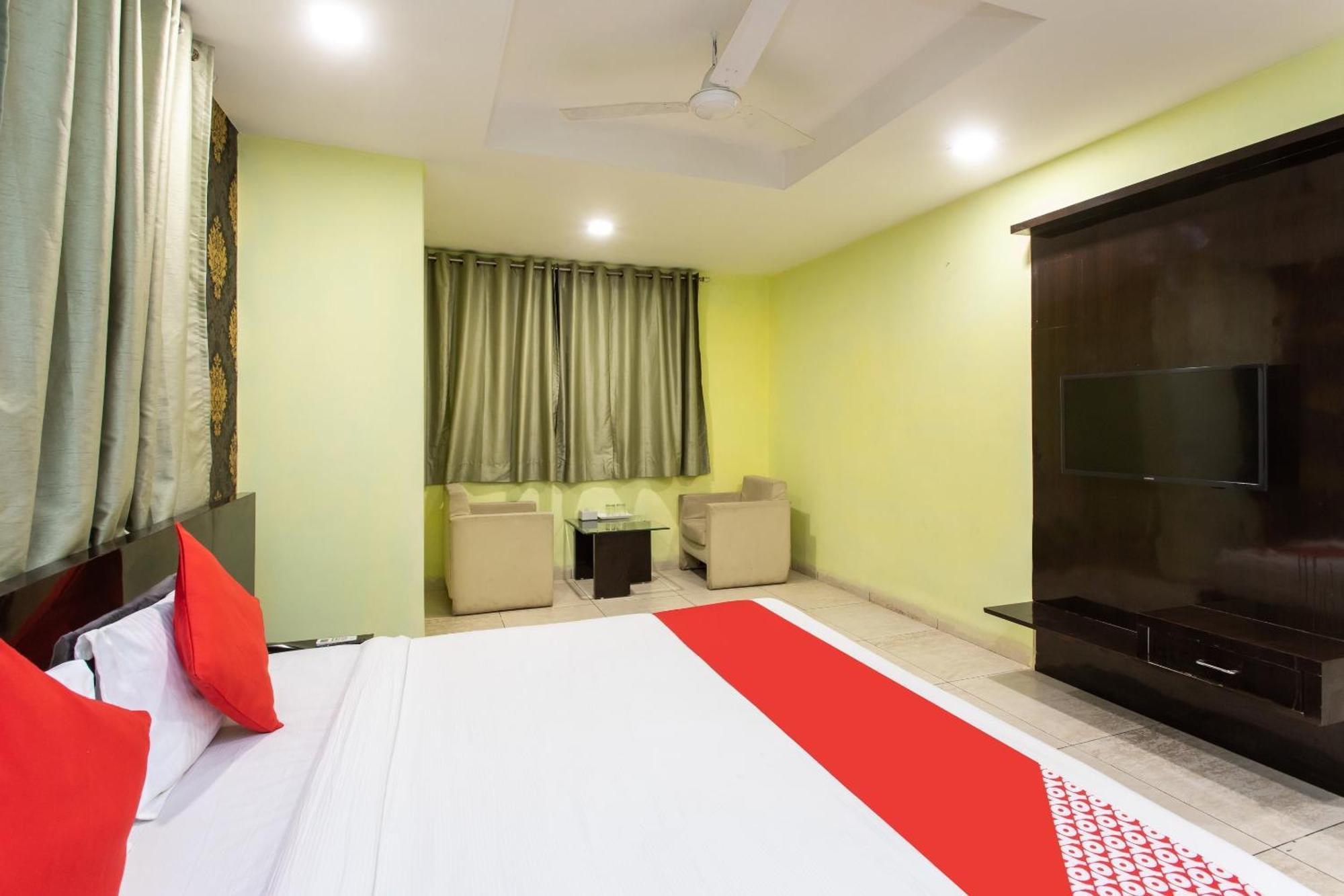 Capital O Swan Paradise Indore Dış mekan fotoğraf