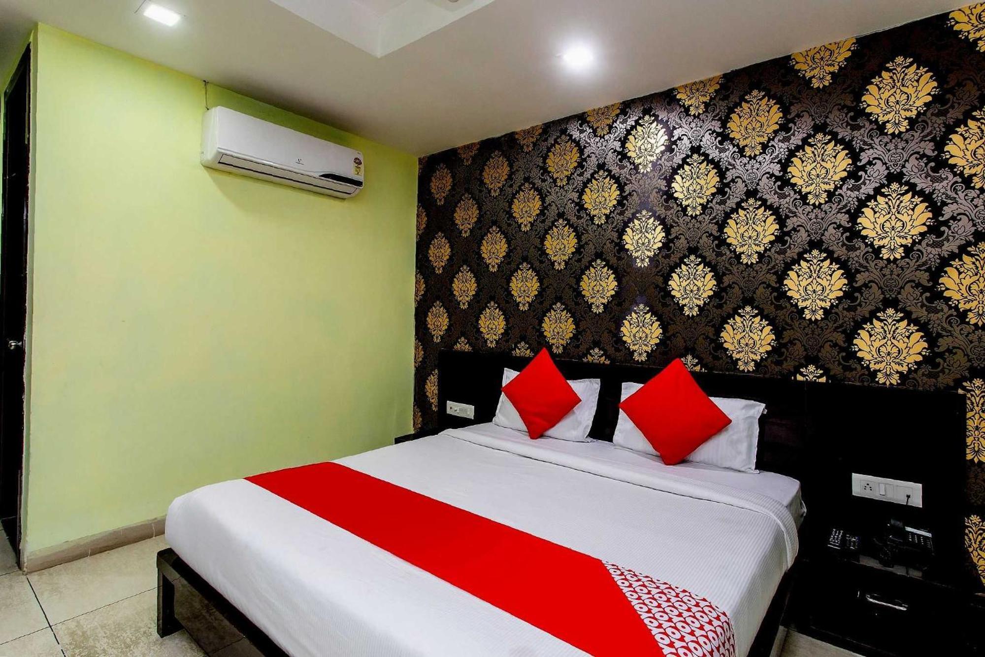 Capital O Swan Paradise Indore Dış mekan fotoğraf