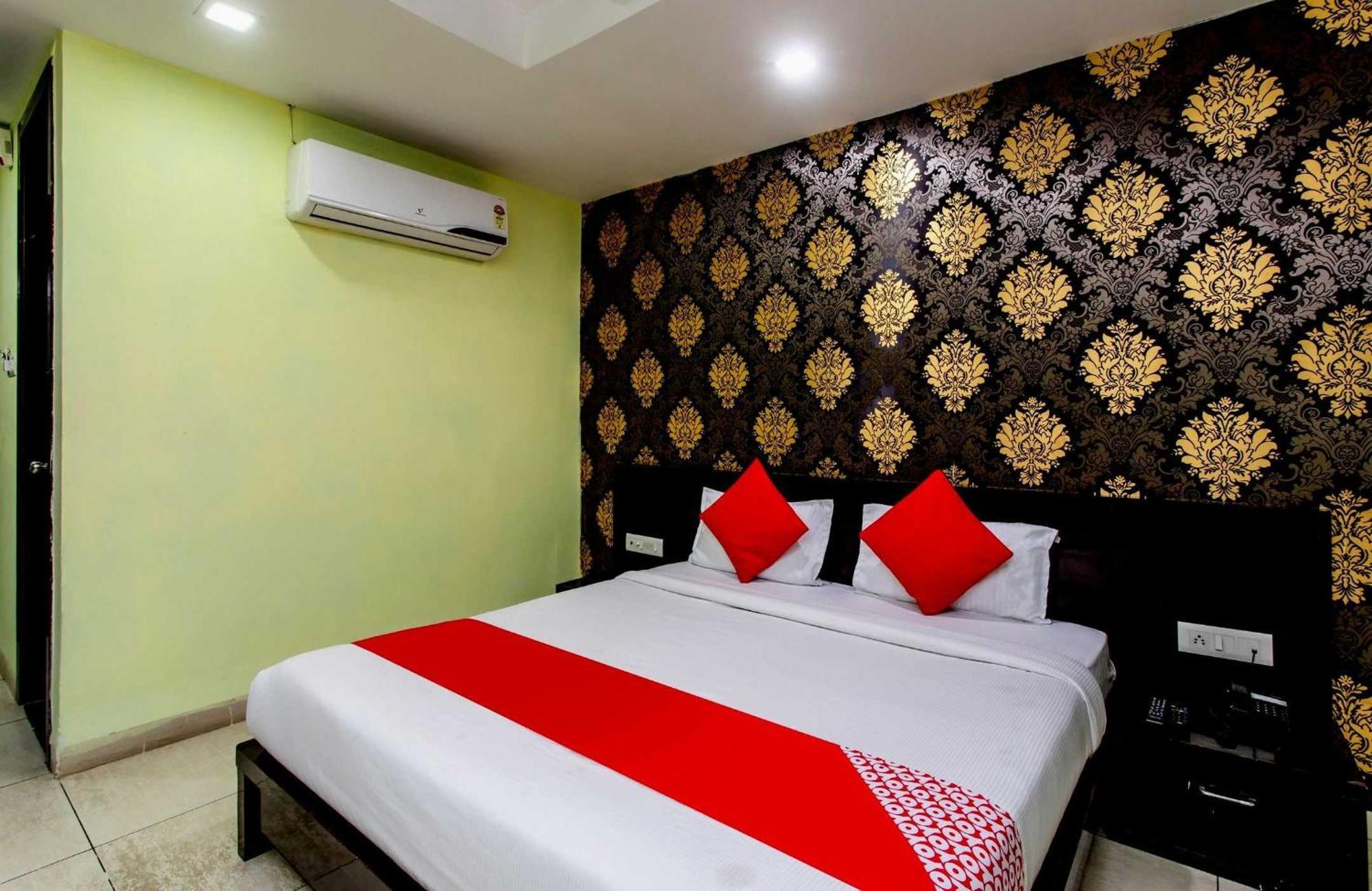 Capital O Swan Paradise Indore Dış mekan fotoğraf
