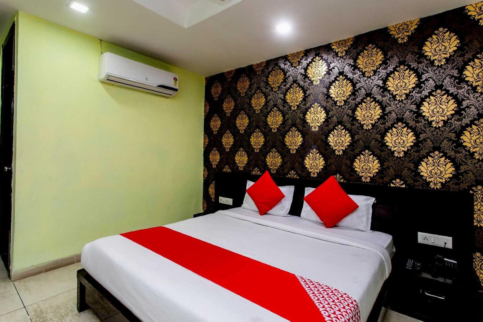 Capital O Swan Paradise Indore Dış mekan fotoğraf