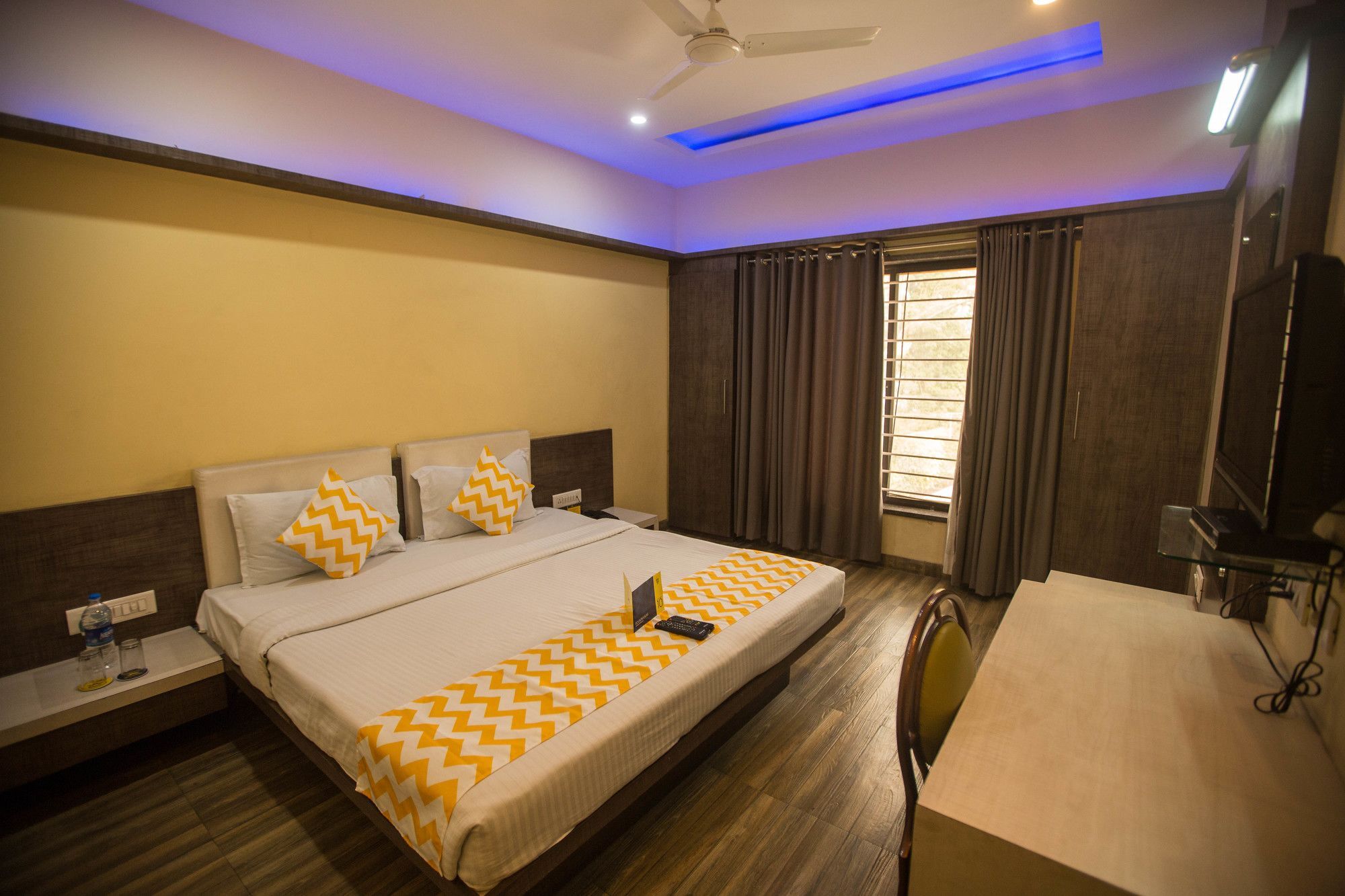 Capital O Swan Paradise Indore Dış mekan fotoğraf